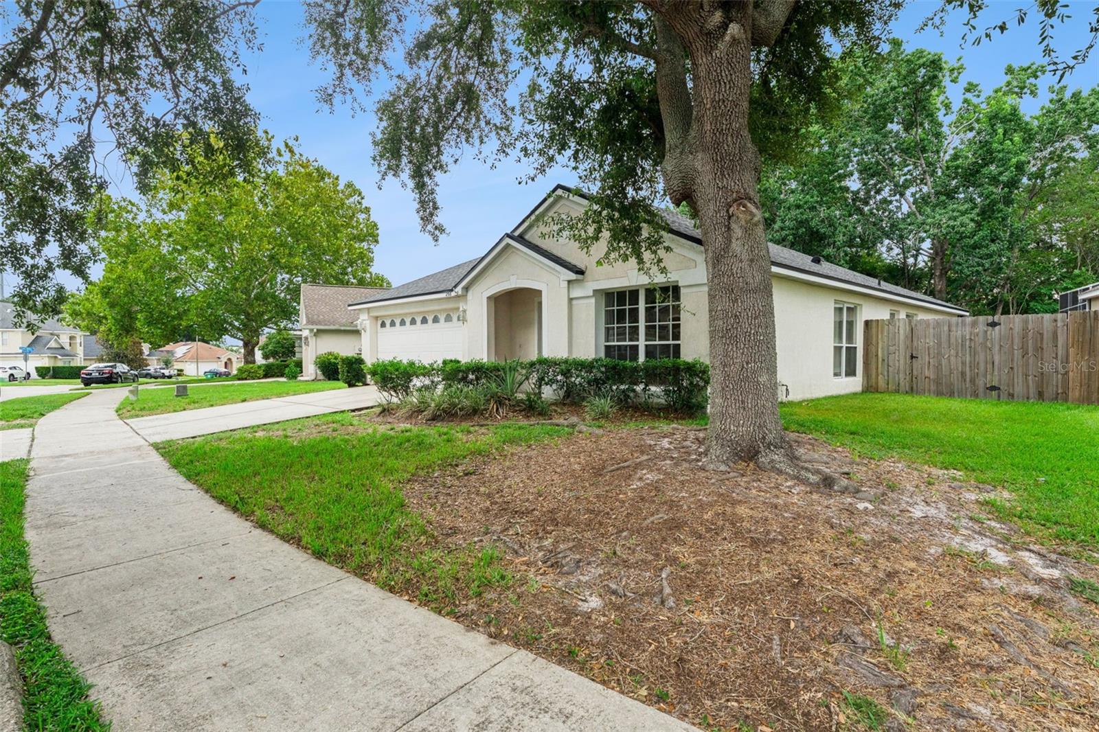 HUNTINGTON POINTE PH 1 - Residential