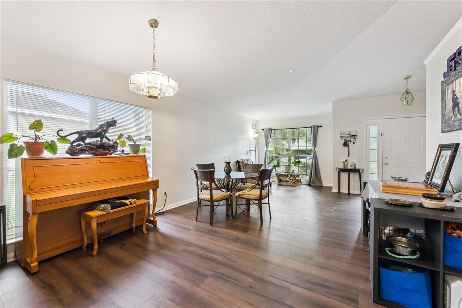 HUNTINGTON POINTE PH 1 - Residential