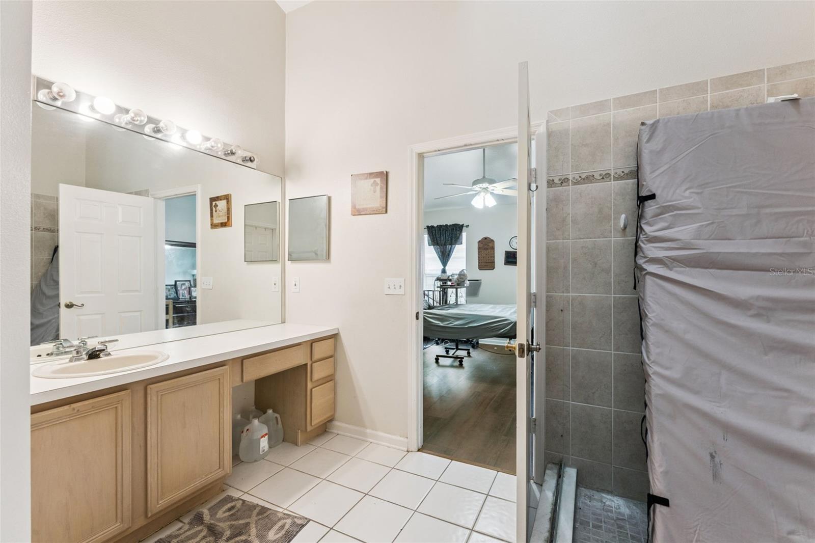 HUNTINGTON POINTE PH 1 - Residential