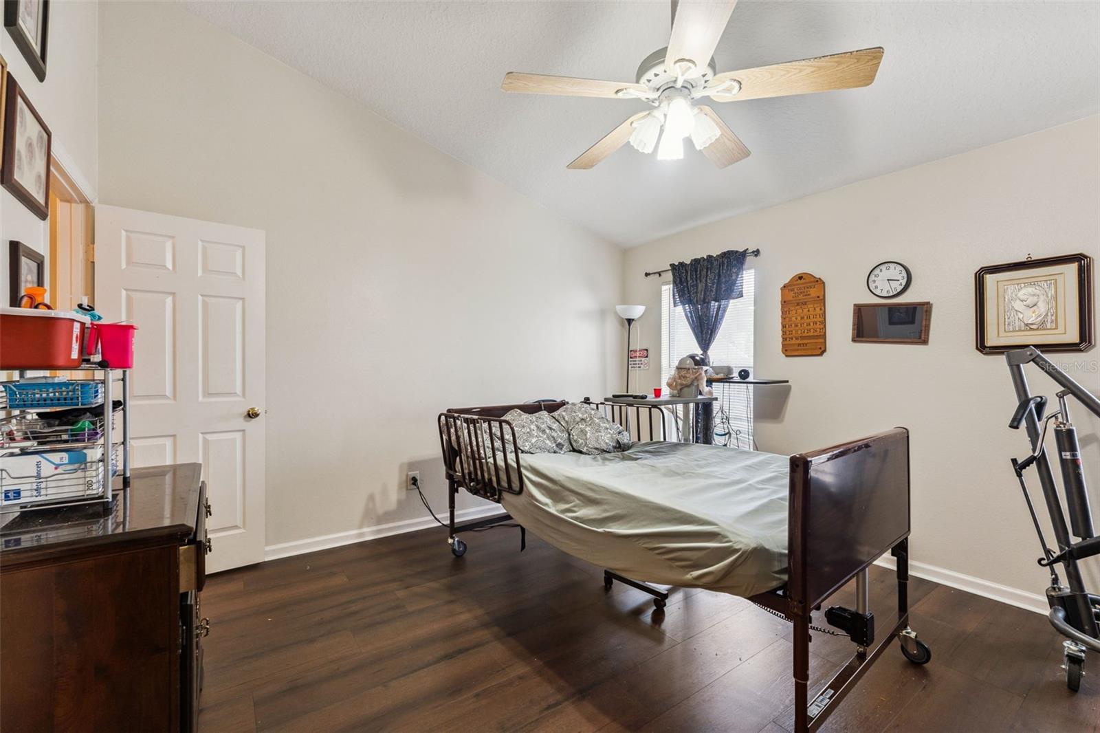 HUNTINGTON POINTE PH 1 - Residential