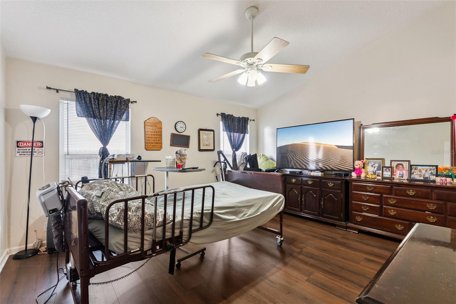 HUNTINGTON POINTE PH 1 - Residential