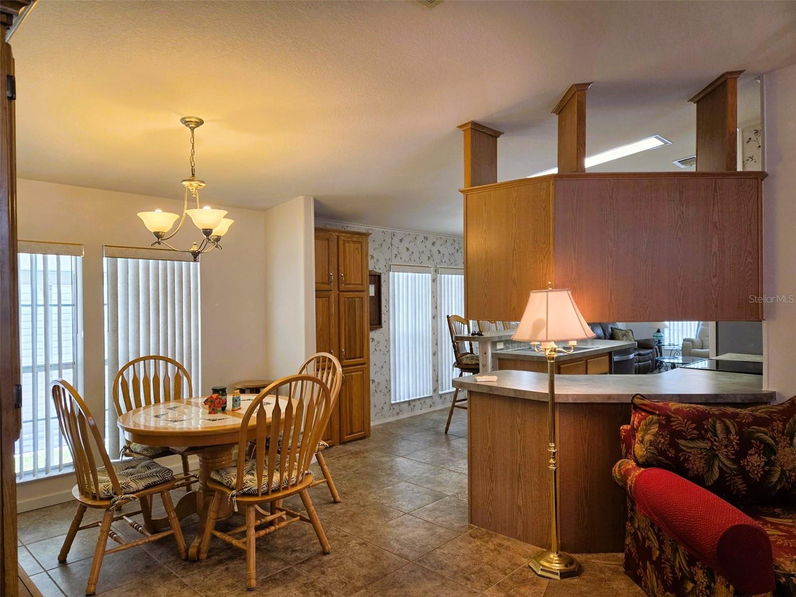 OAKWOOD MANOR - Residential