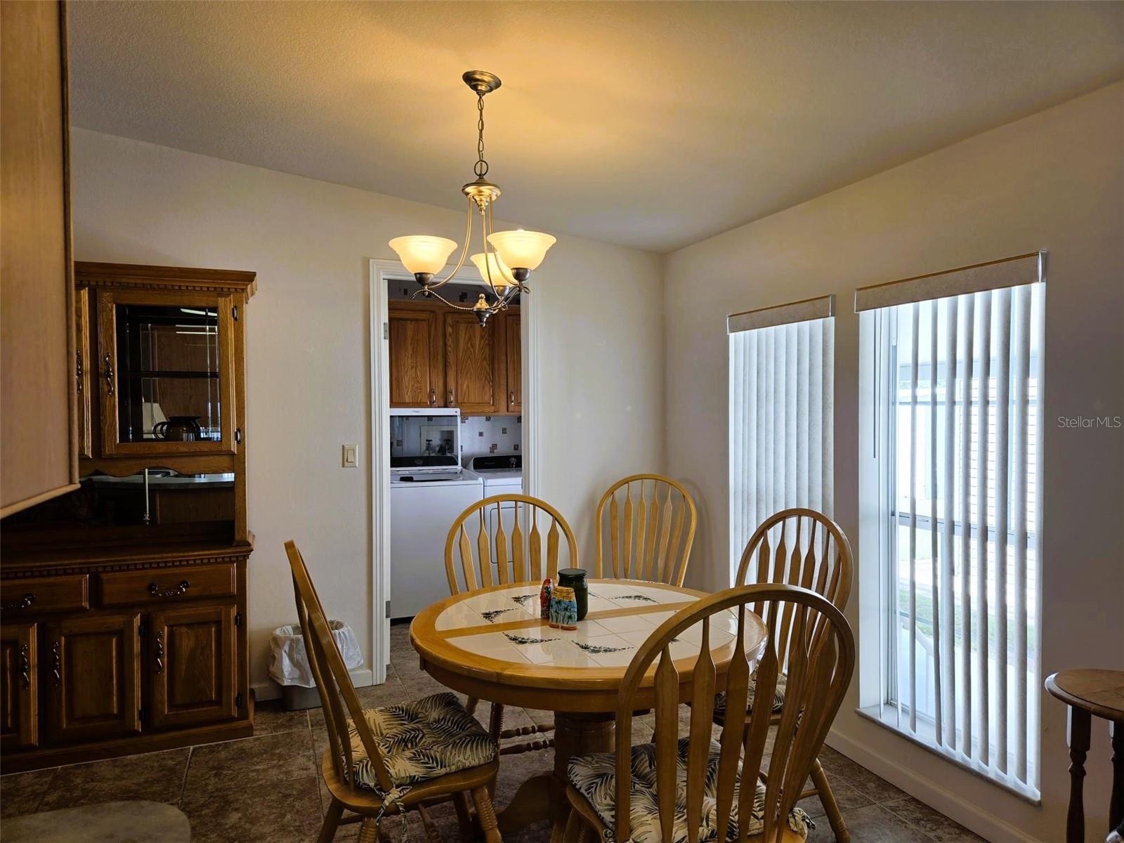 OAKWOOD MANOR - Residential