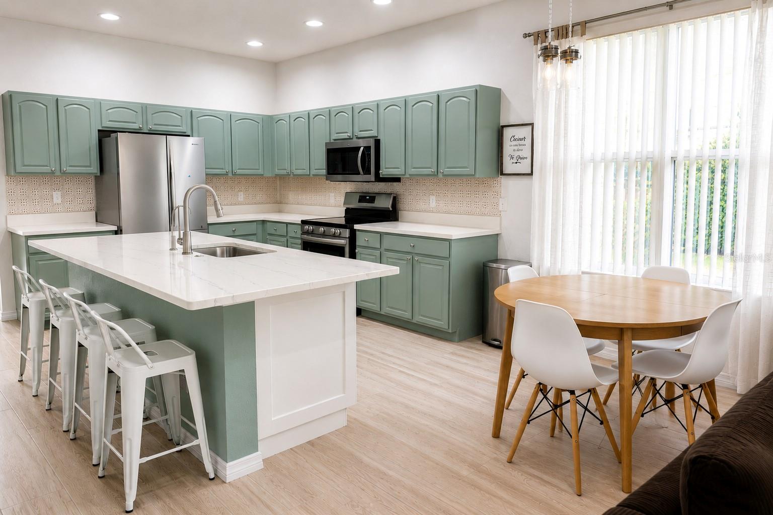 CYPRESS BEND - Residential