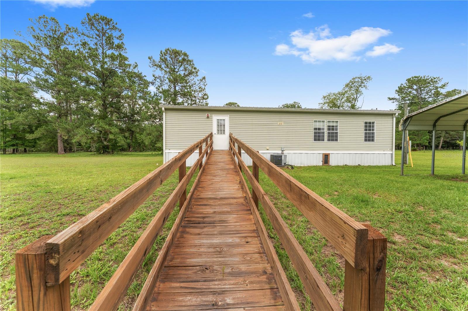 UNIVERSITY AVE PROPERTIES INC - Residential