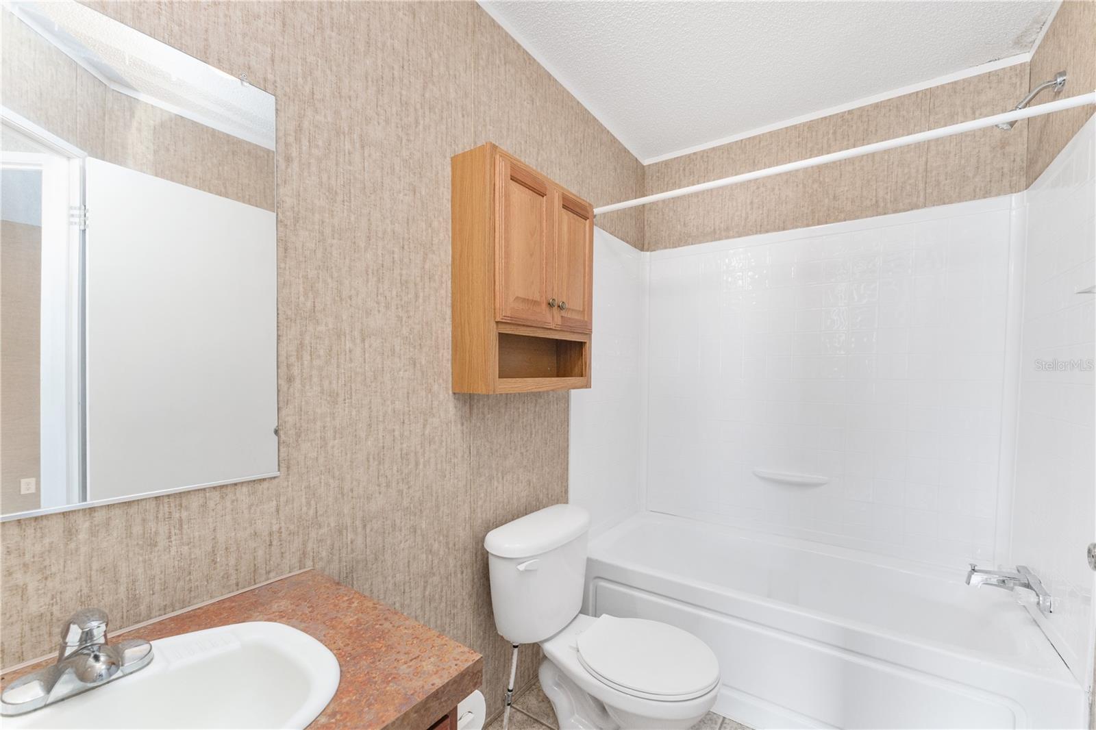 UNIVERSITY AVE PROPERTIES INC - Residential