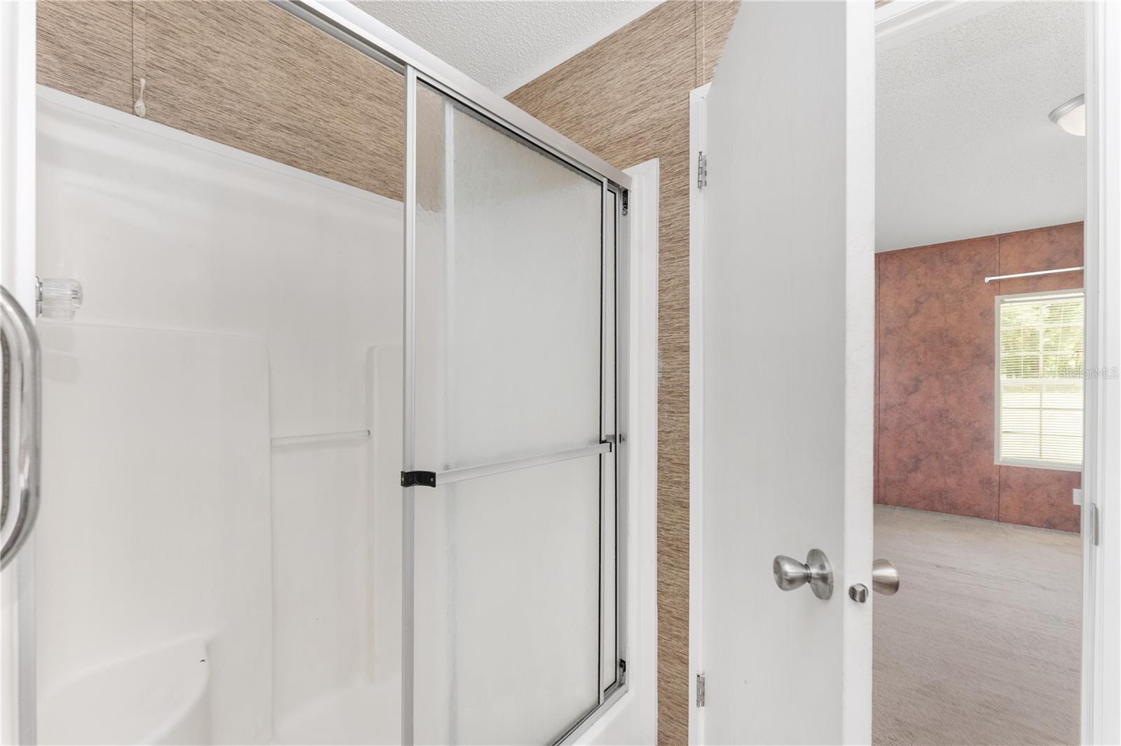 UNIVERSITY AVE PROPERTIES INC - Residential