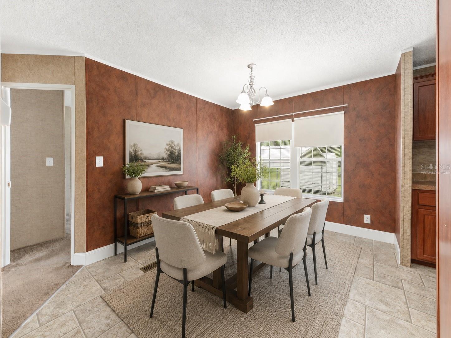 UNIVERSITY AVE PROPERTIES INC - Residential