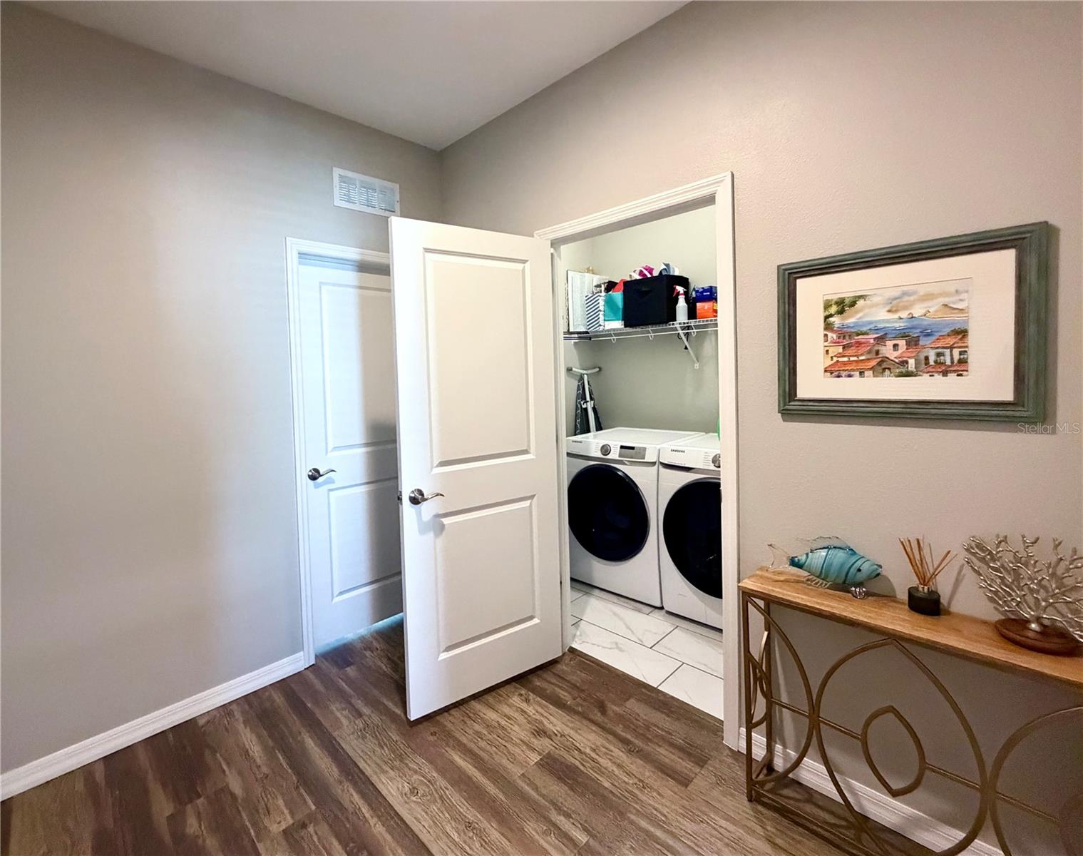 CALLISTA CAY - Residential