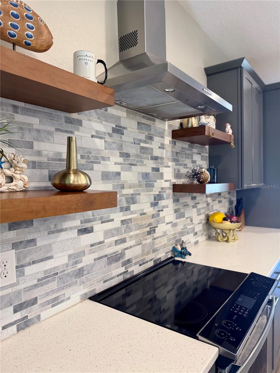 CALLISTA CAY - Residential