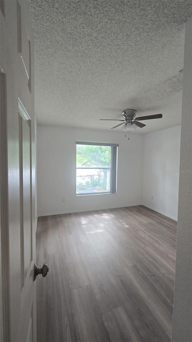 LAKES UNIT 2 PH 2 THE - Residential Lease