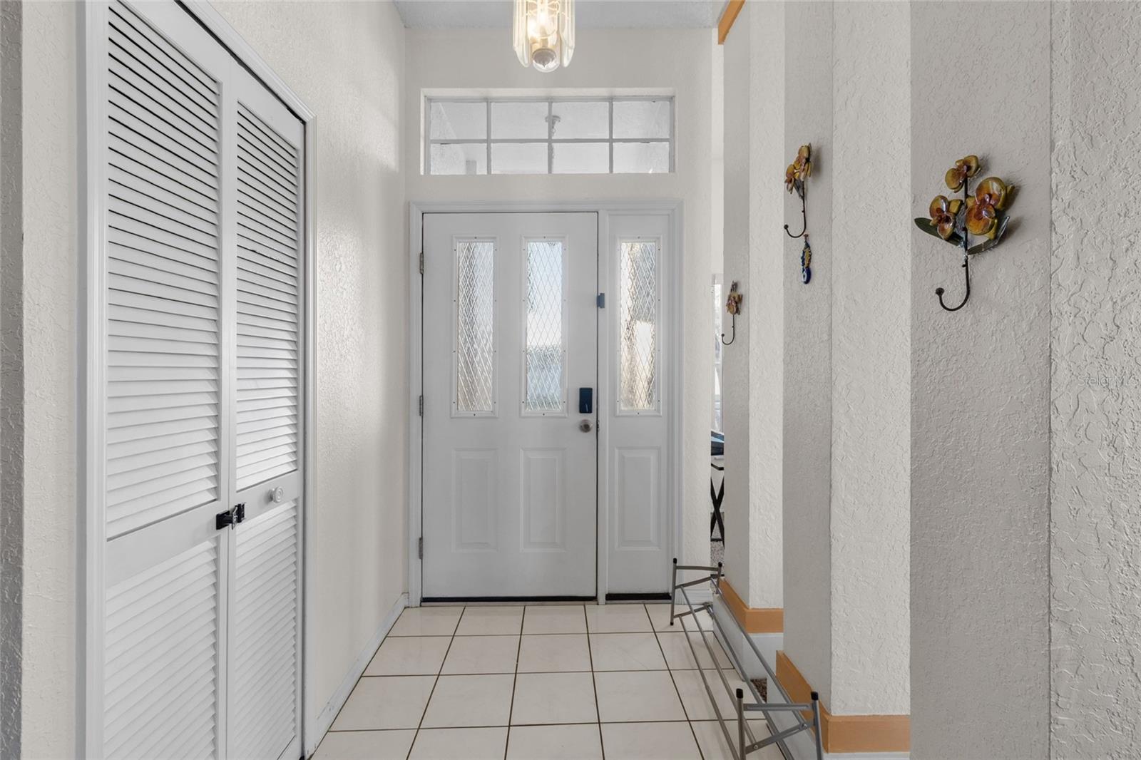 LAKES UNIT 2 PH 2 THE - Residential Lease