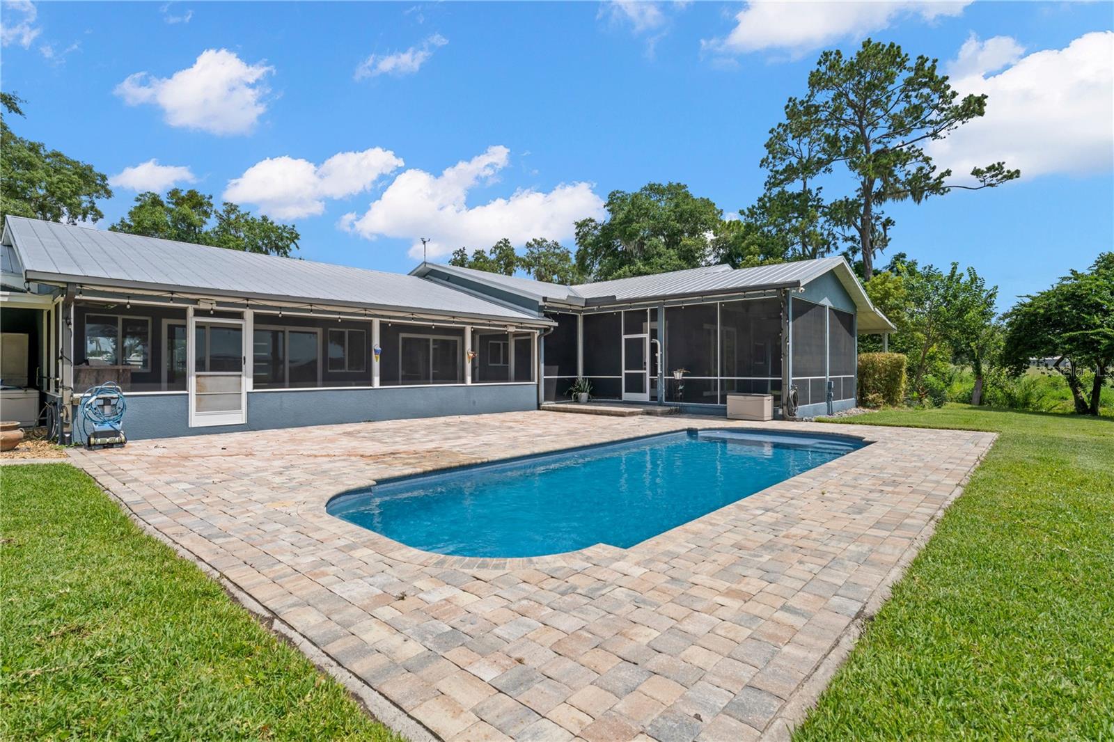 BAYOLA PARK - Residential