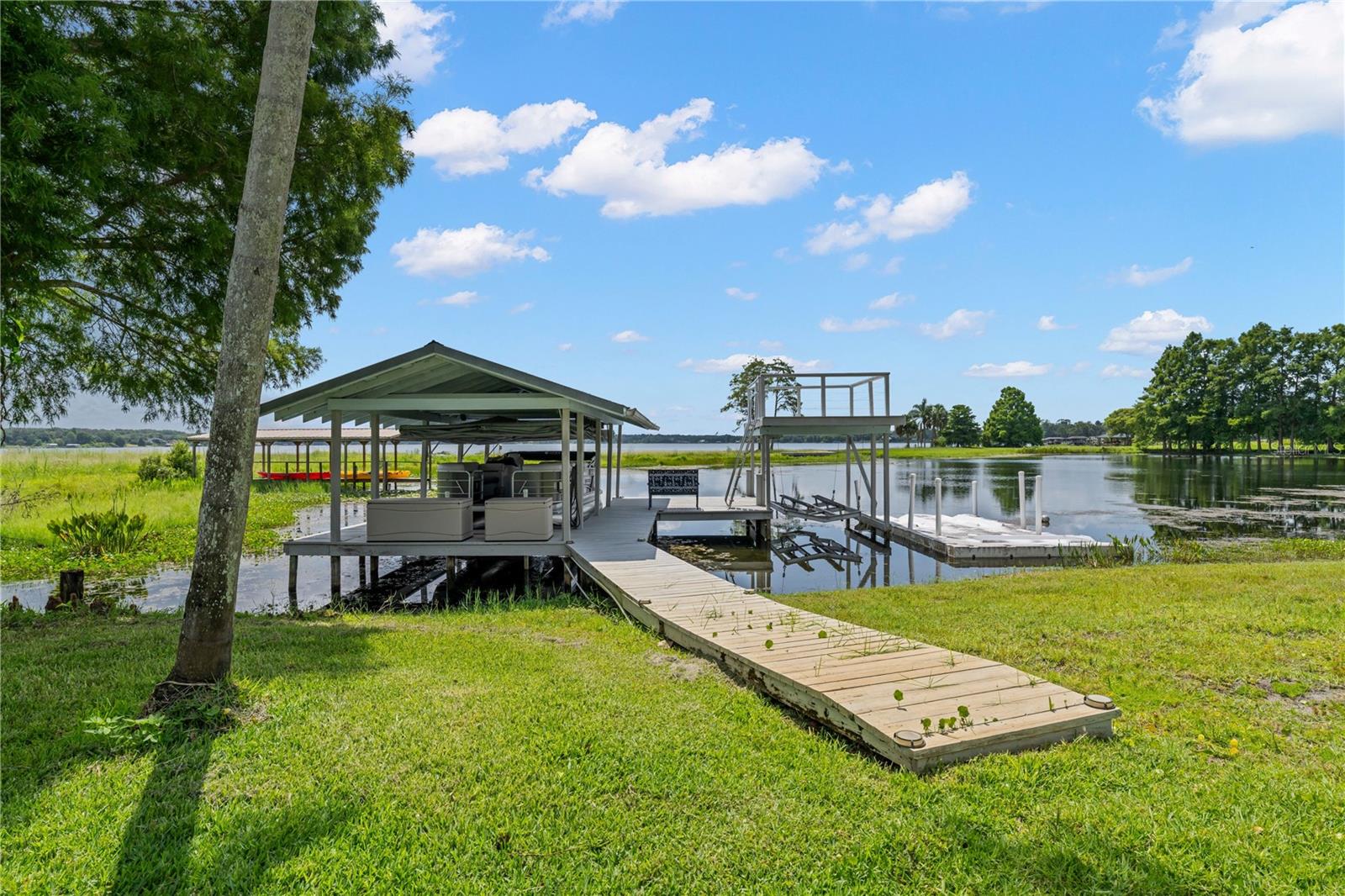 BAYOLA PARK - Residential