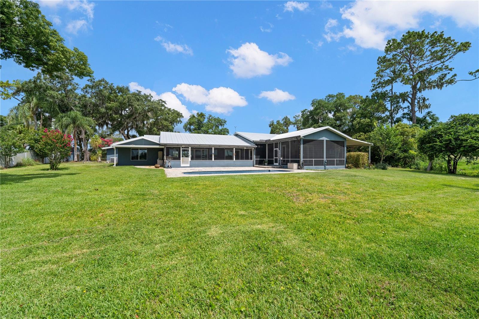 BAYOLA PARK - Residential