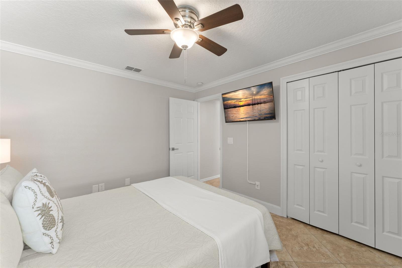 LOMA DEL SOL PH 02 E - Residential