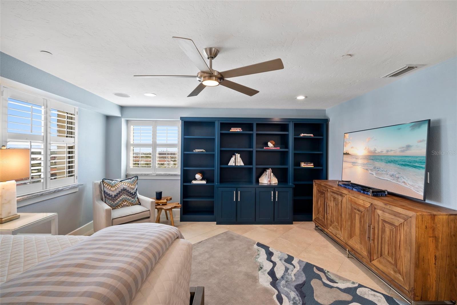 HORIZONS WEST - Residential