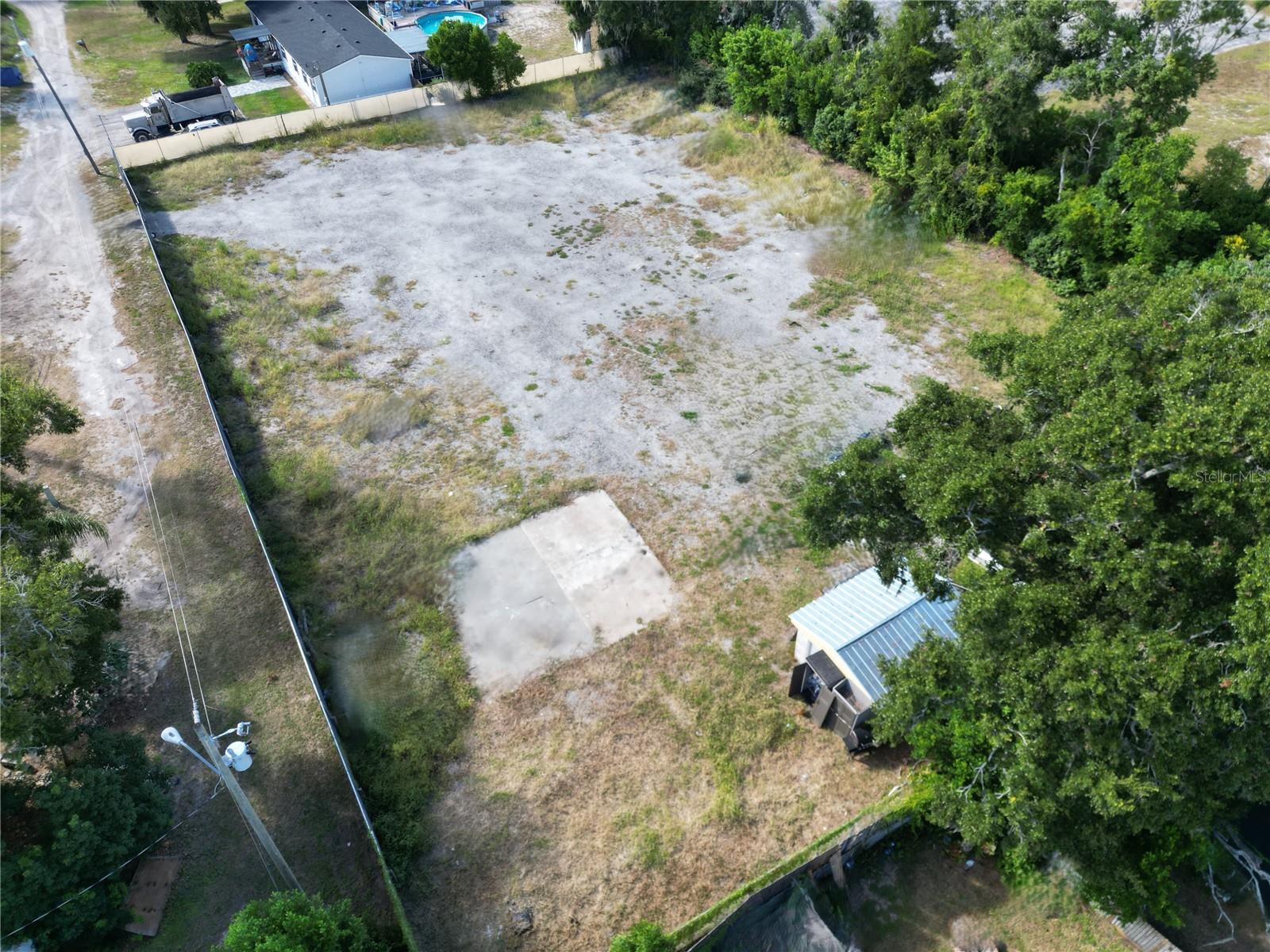 TTS CO SUB - Land