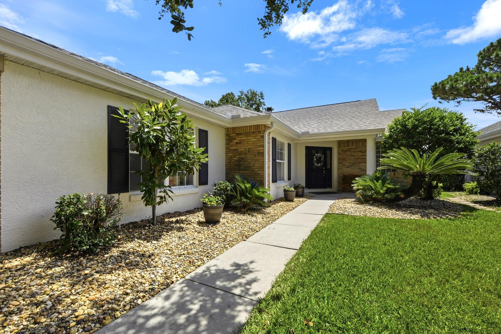 MOUNT DORA CC UN #3 - Residential