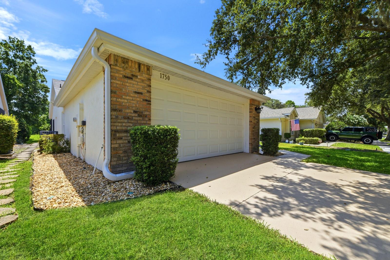 MOUNT DORA CC UN #3 - Residential
