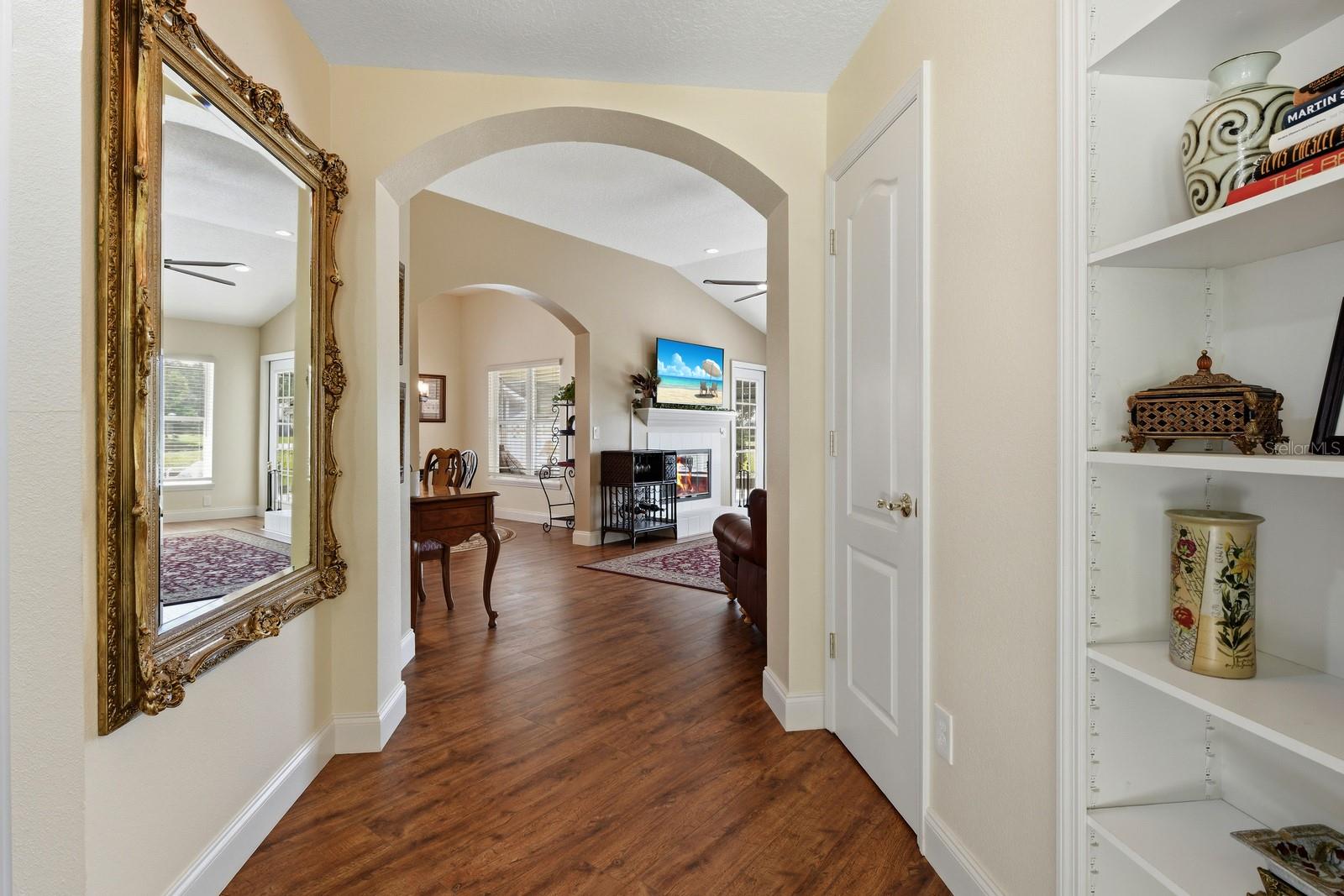 MOUNT DORA CC UN #3 - Residential