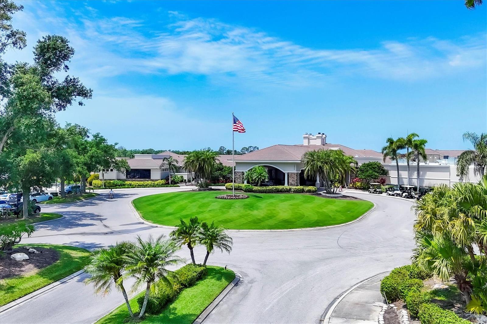 HERITAGE OAKS GOLF & COUNTRY CLUB - Residential