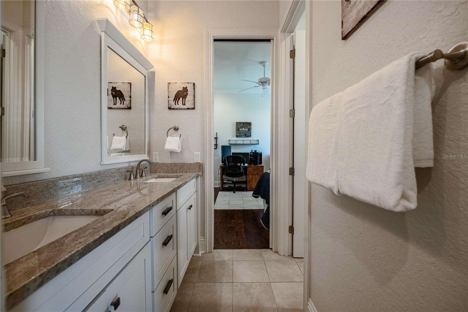 CRESCENT WOODS - Residential