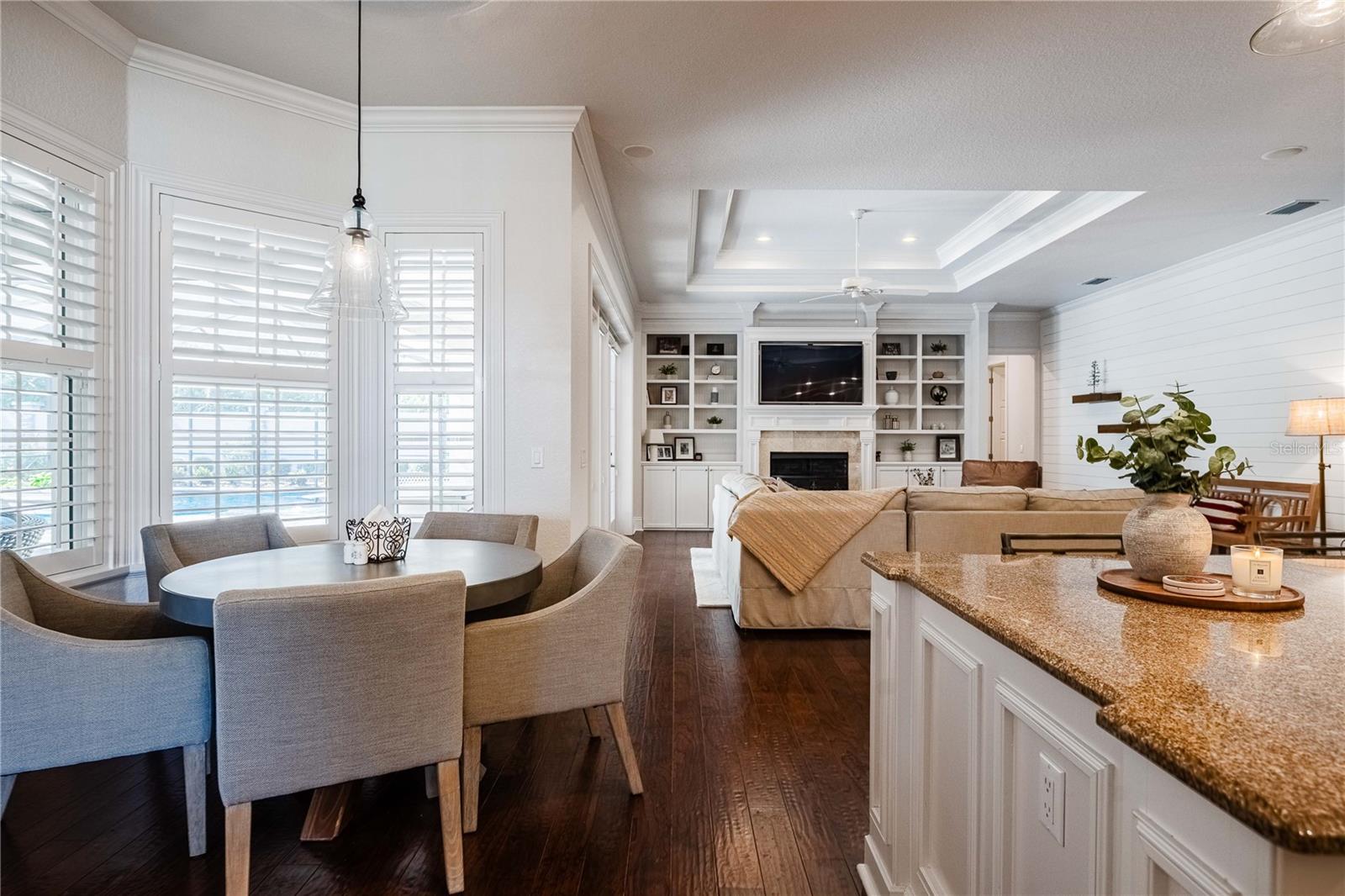 CRESCENT WOODS - Residential