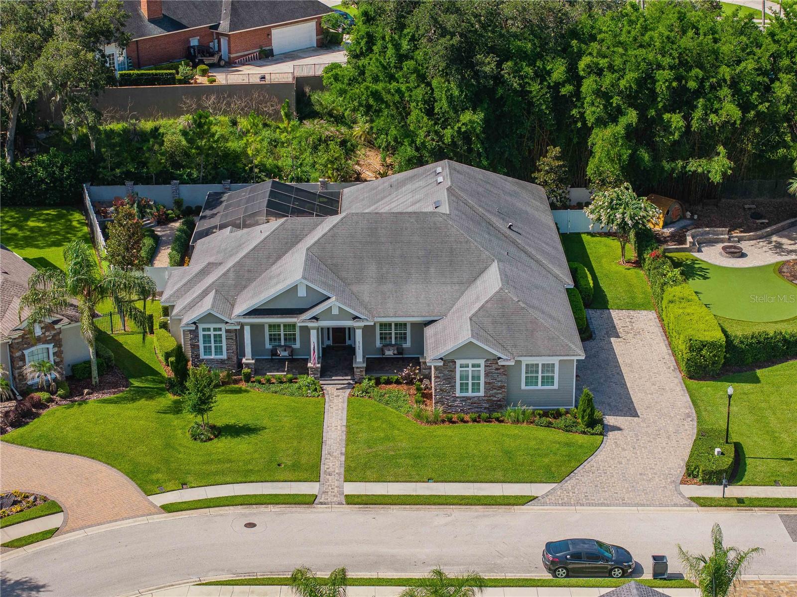 CRESCENT WOODS - Residential
