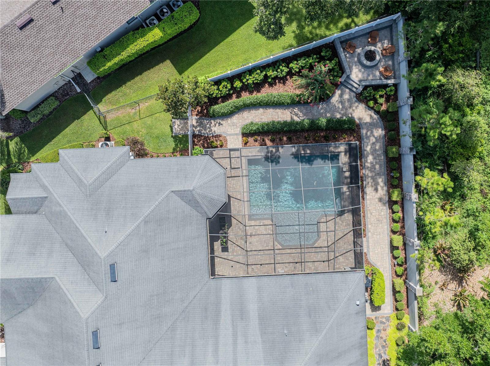 CRESCENT WOODS - Residential