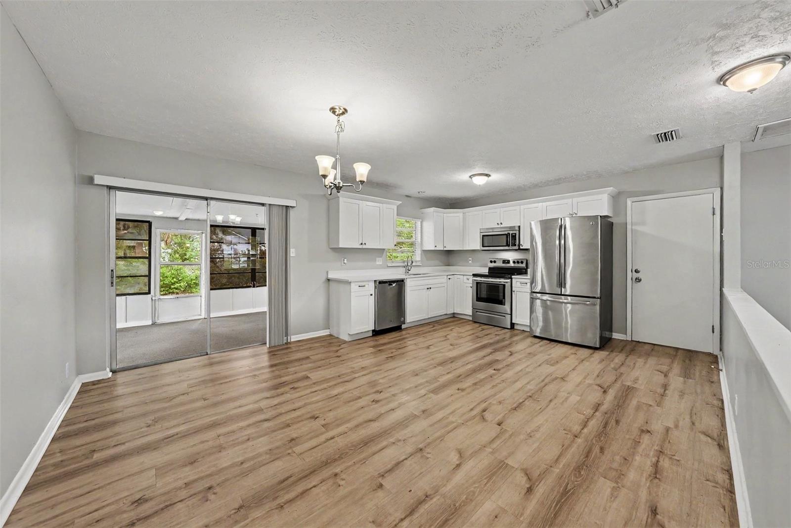 TANGLEWOOD - Residential
