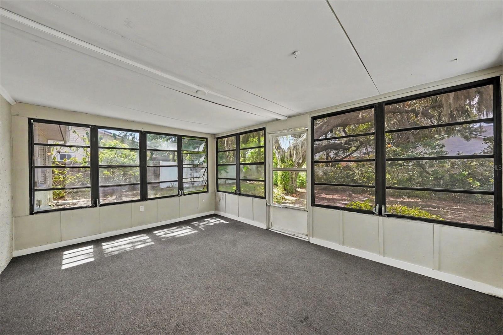 TANGLEWOOD - Residential