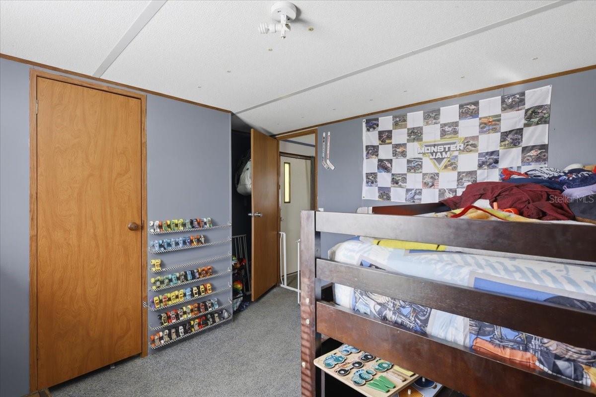 ST JOHNS DEV CO TR 2 - Residential