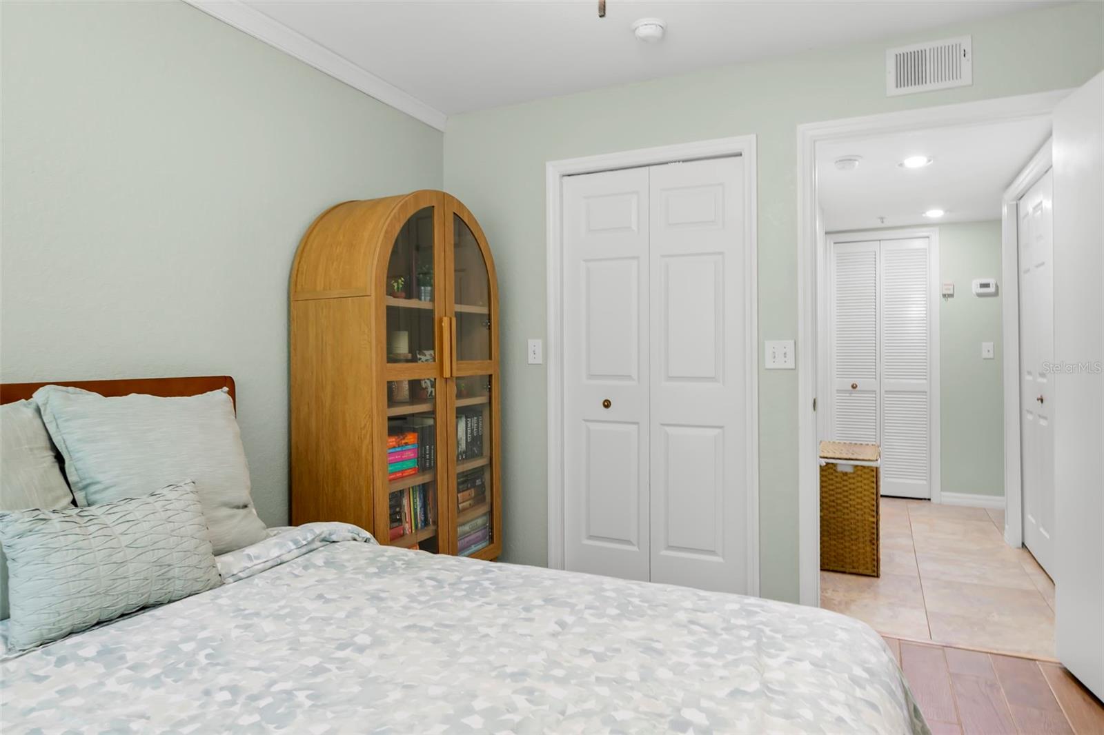 LAKEVIEW AT CALUSA TRACE - Residential