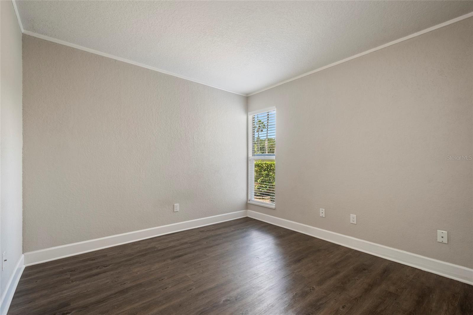 DOCKSIDE CONDO - Residential
