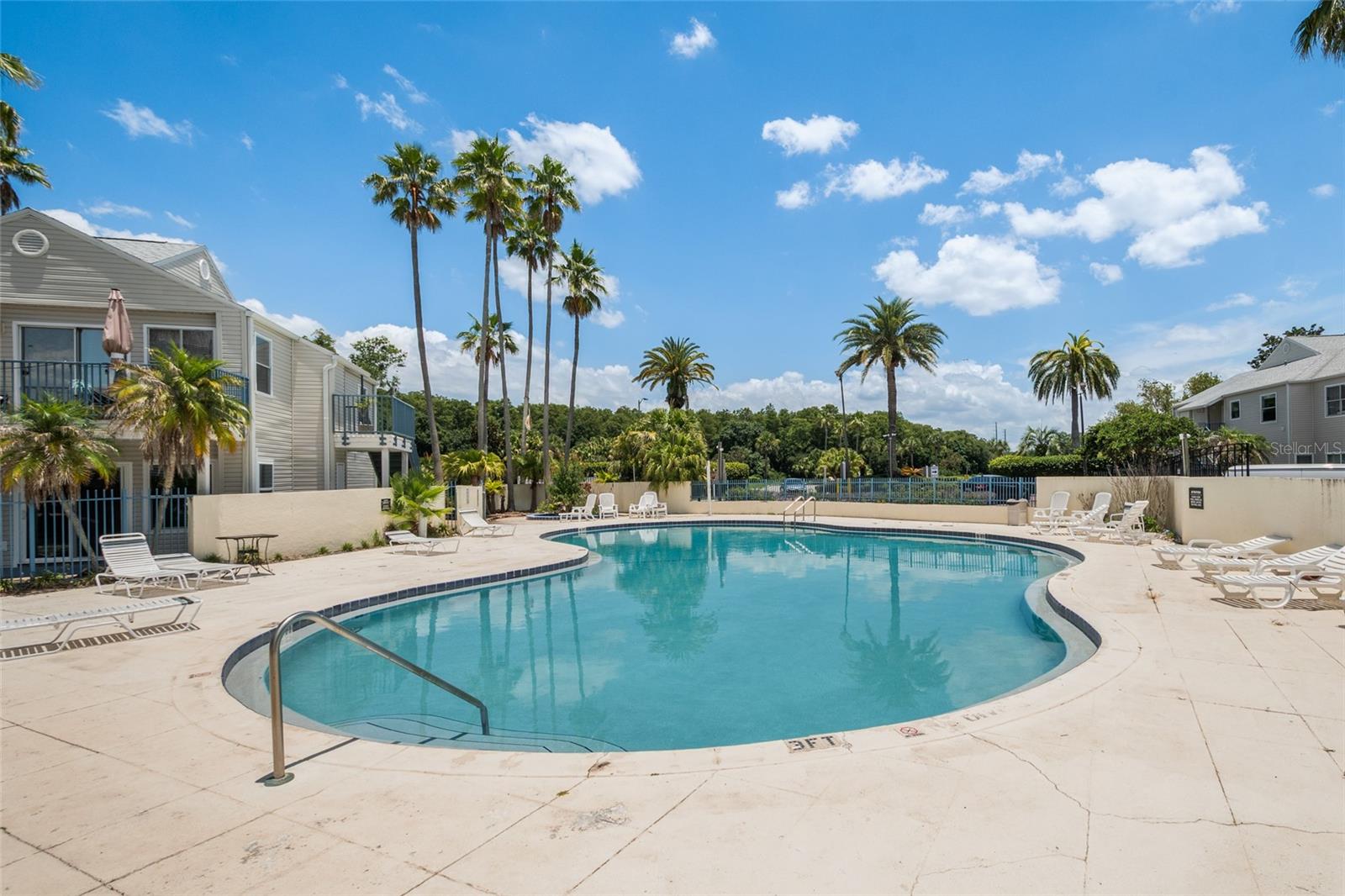 DOCKSIDE CONDO - Residential