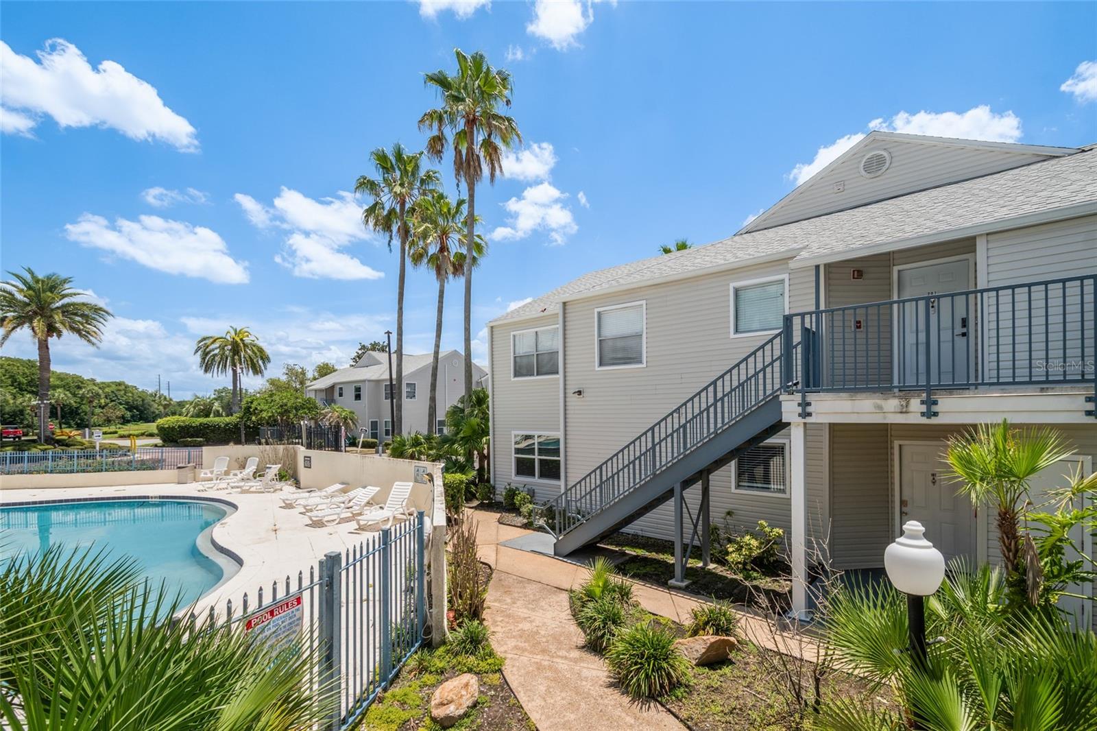 DOCKSIDE CONDO - Residential