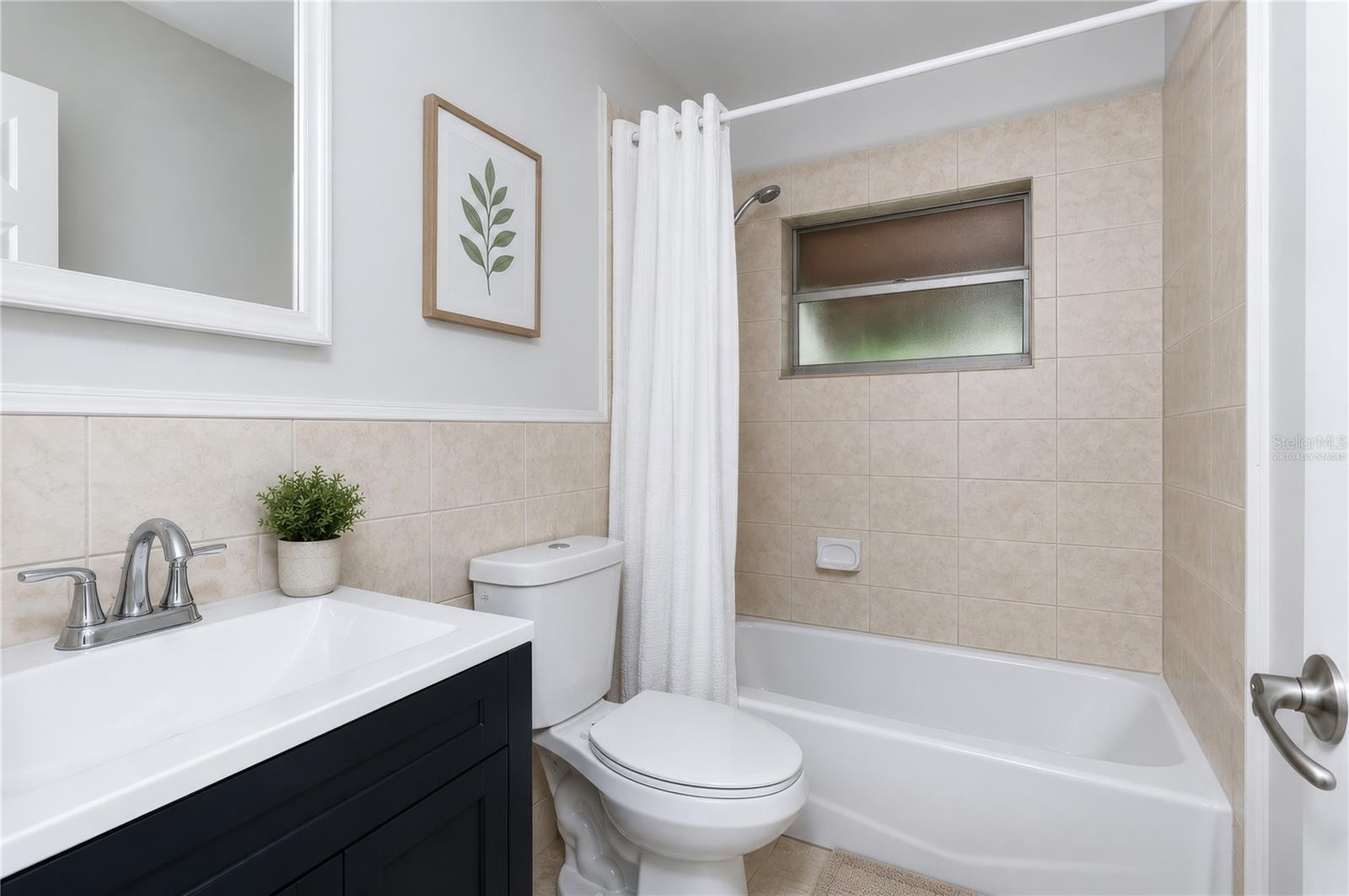 DRIFTWOOD ESTATES 24 52-45 B - Residential