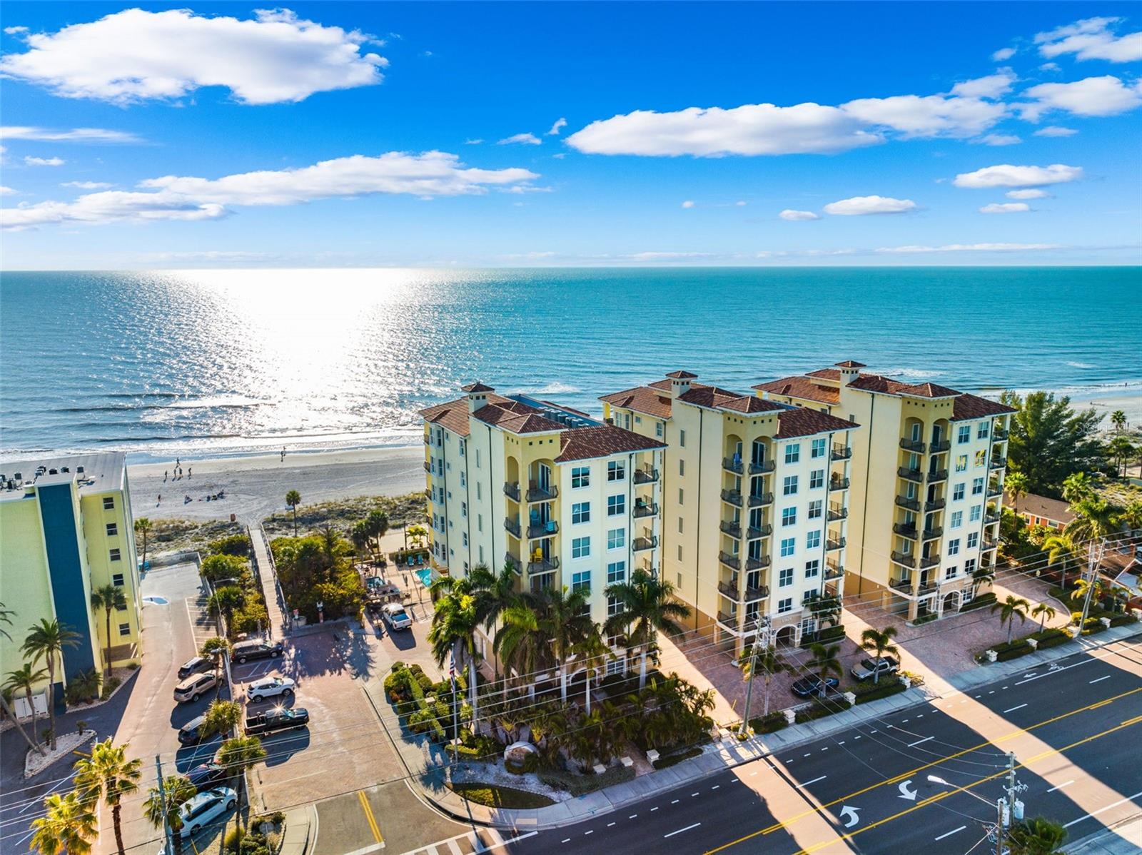 BELLARTE ON THE GULF CONDO RESIDENCE - Residential