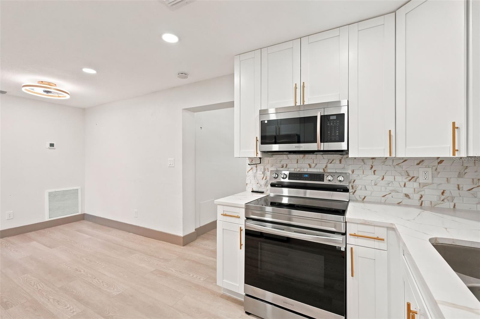 HILAND SQUARE ADD - Residential