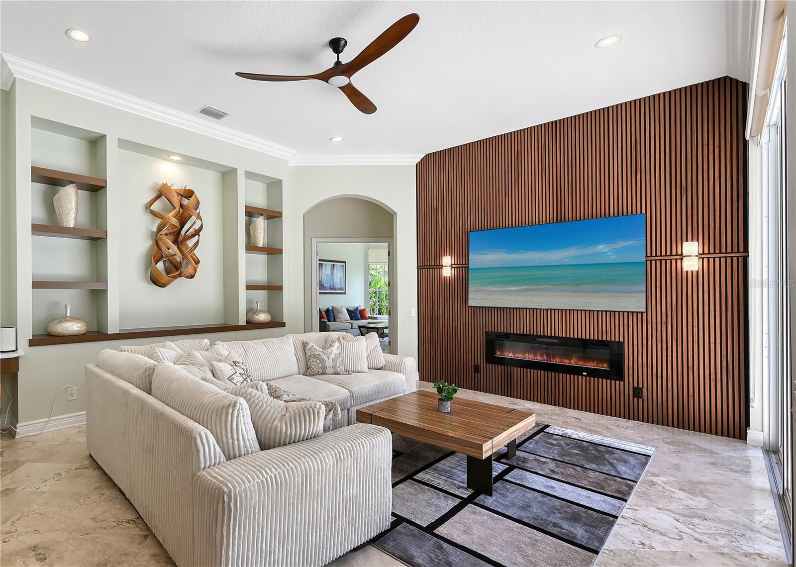 LAKEWOOD RANCH COUNTRY CLUB - Residential