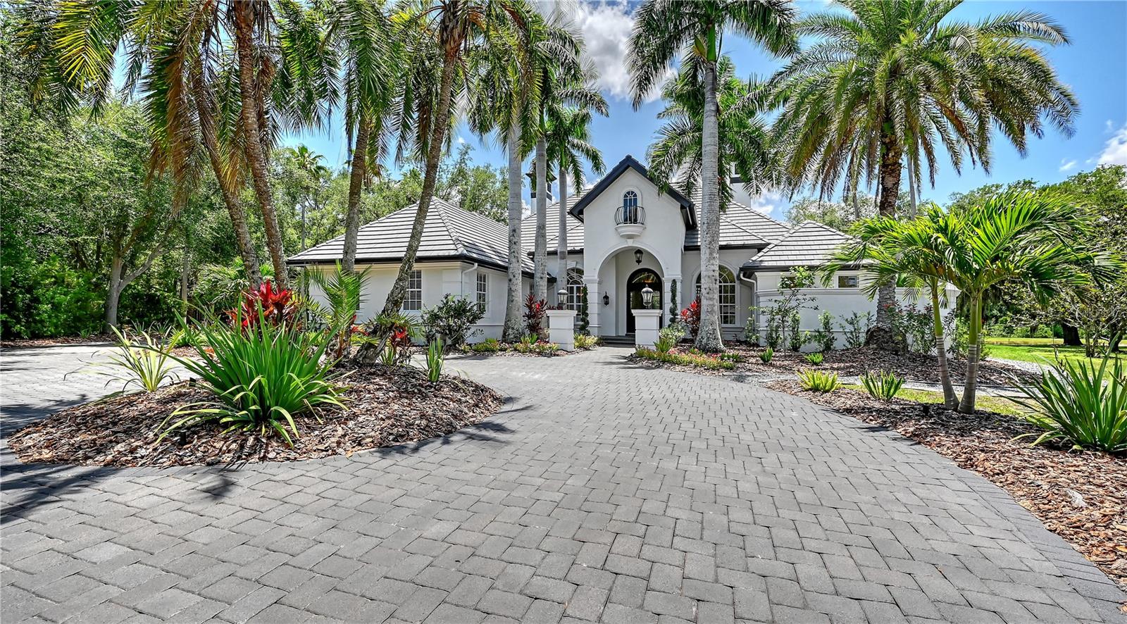 LAKEWOOD RANCH COUNTRY CLUB - Residential