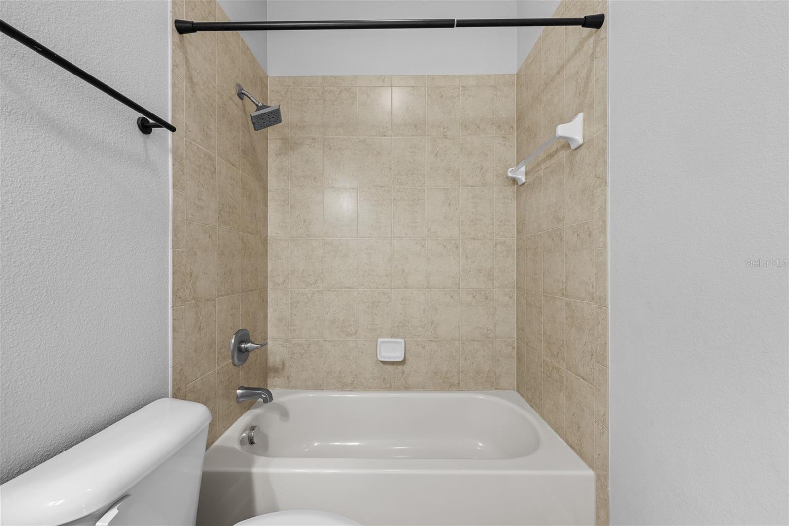 FISHHAWK RANCH PH 2 TR 1 - Residential