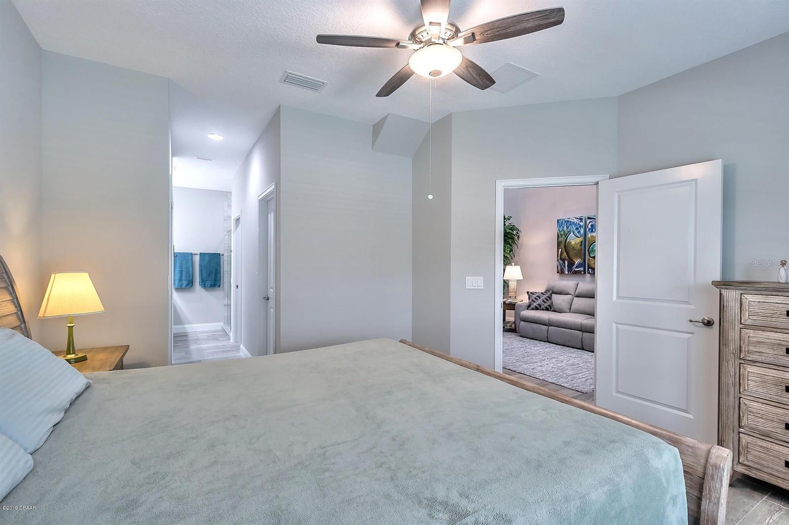Venetian Bay Ph 1B Un 1 #H - Residential