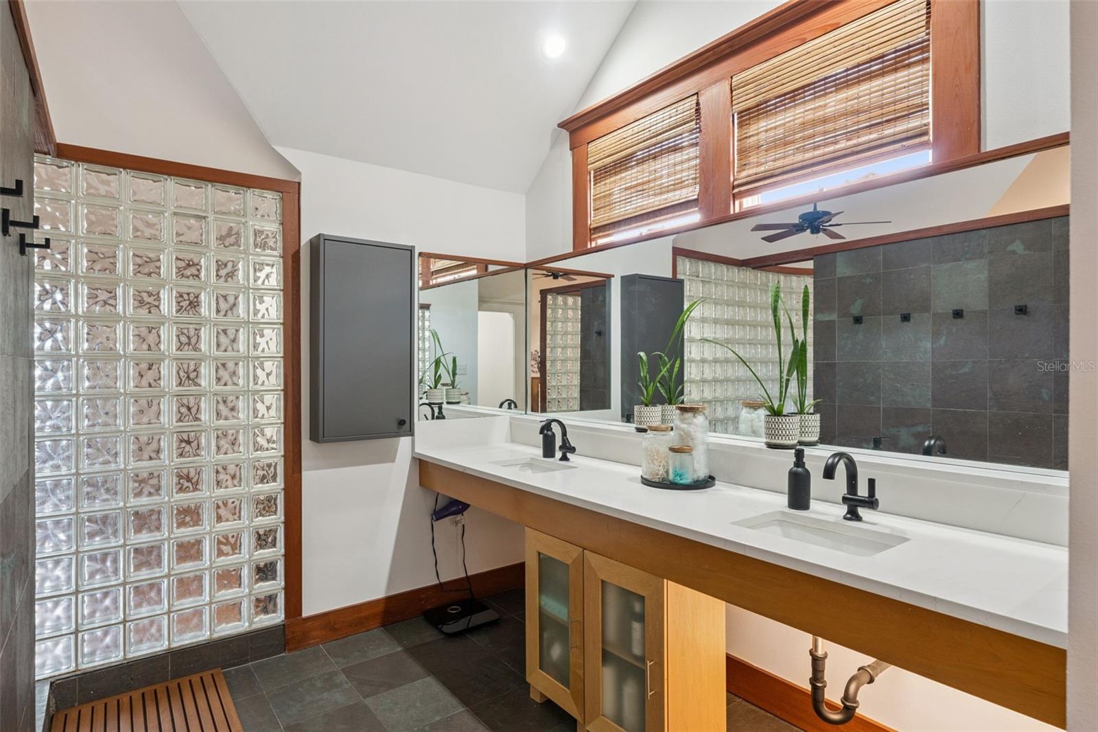 PRICE SUB - Residential