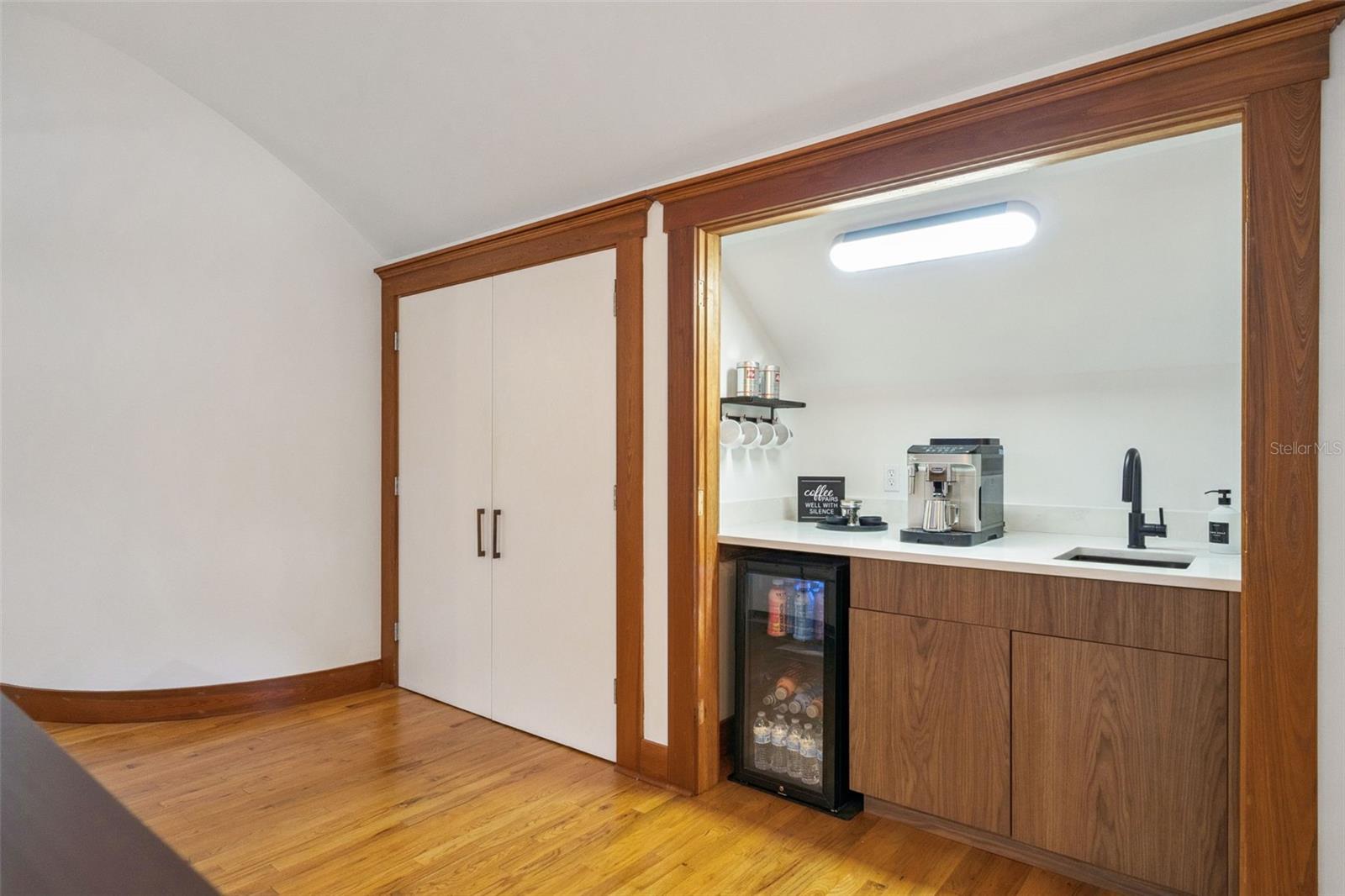 PRICE SUB - Residential