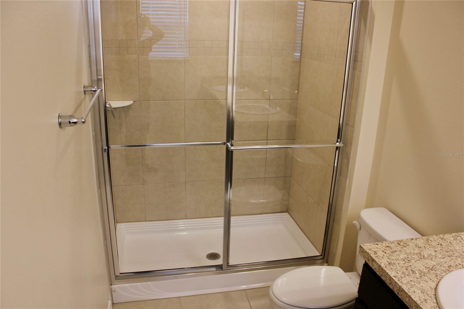 FIESTA KEY PH 2 - Residential Lease