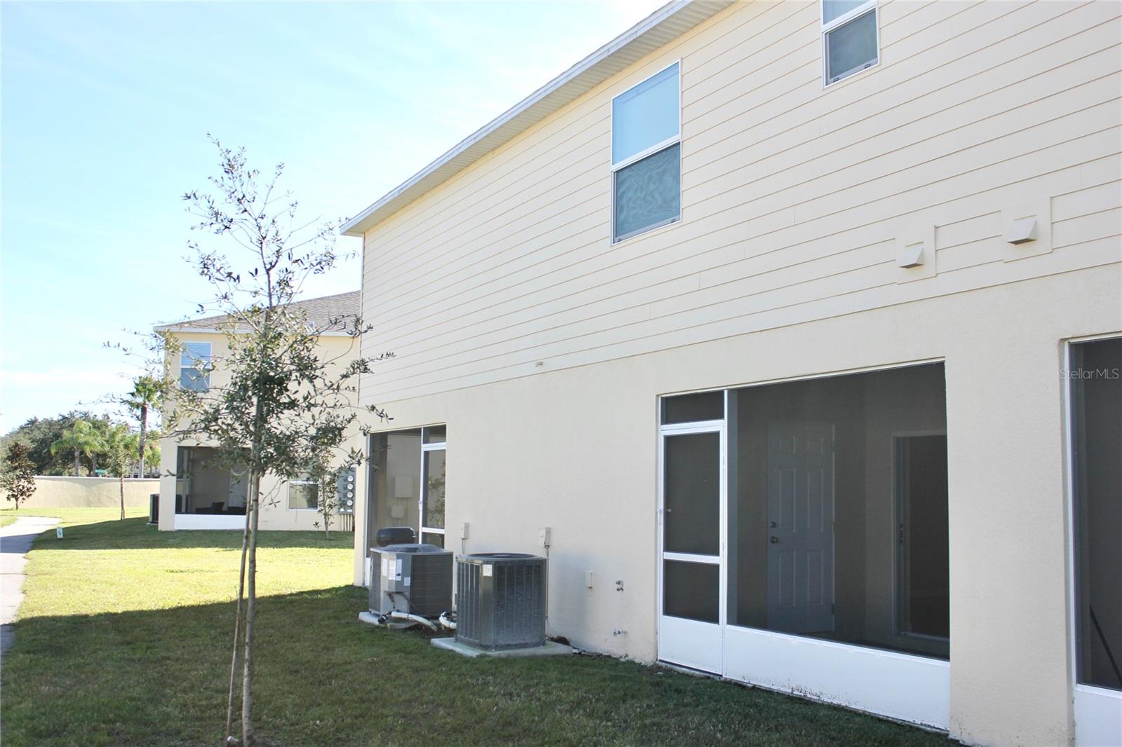 FIESTA KEY PH 2 - Residential Lease
