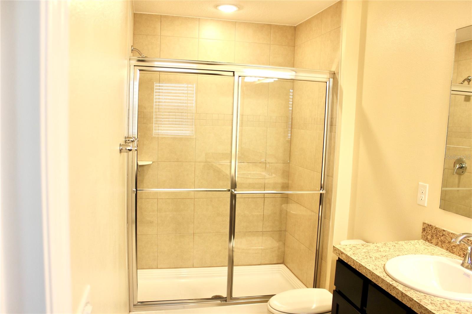 FIESTA KEY PH 2 - Residential Lease