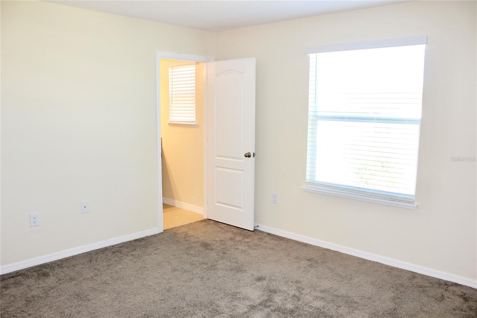 FIESTA KEY PH 2 - Residential Lease